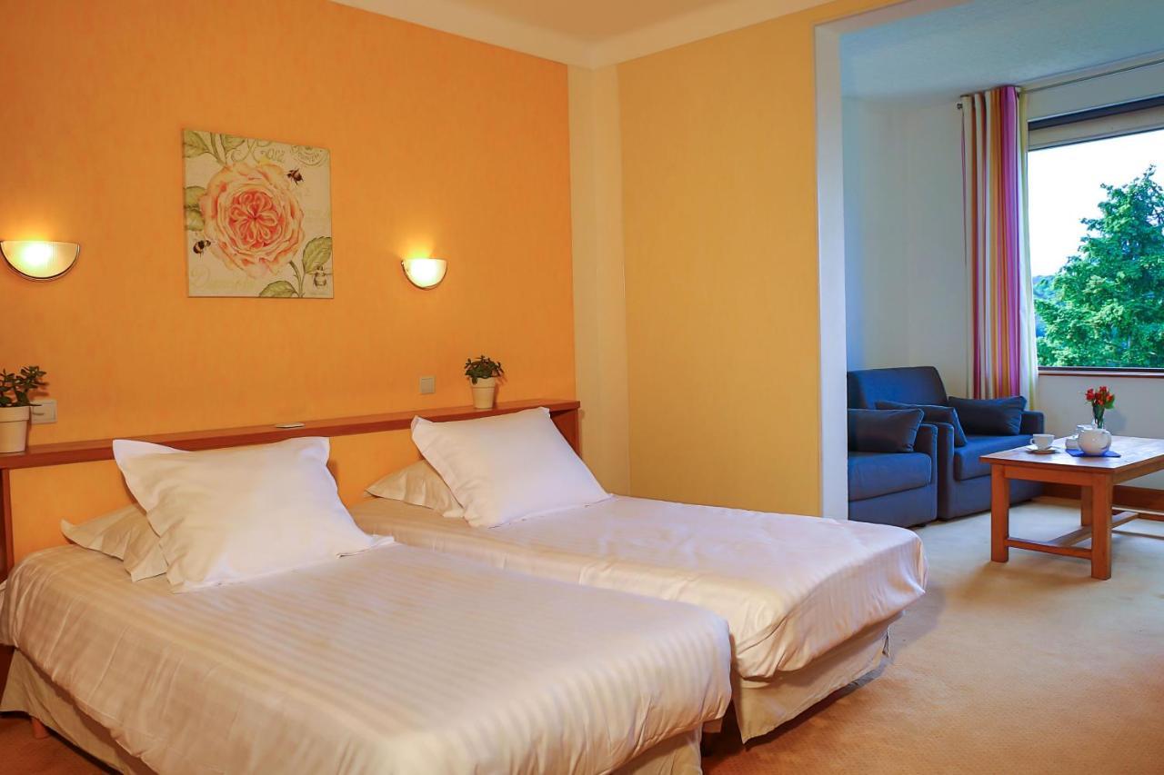L'Oustal Del Barry Otel Najac Dış mekan fotoğraf