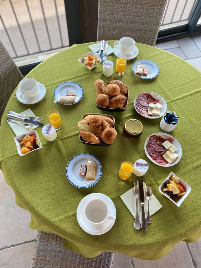 L'Oustal Del Barry Otel Najac Dış mekan fotoğraf