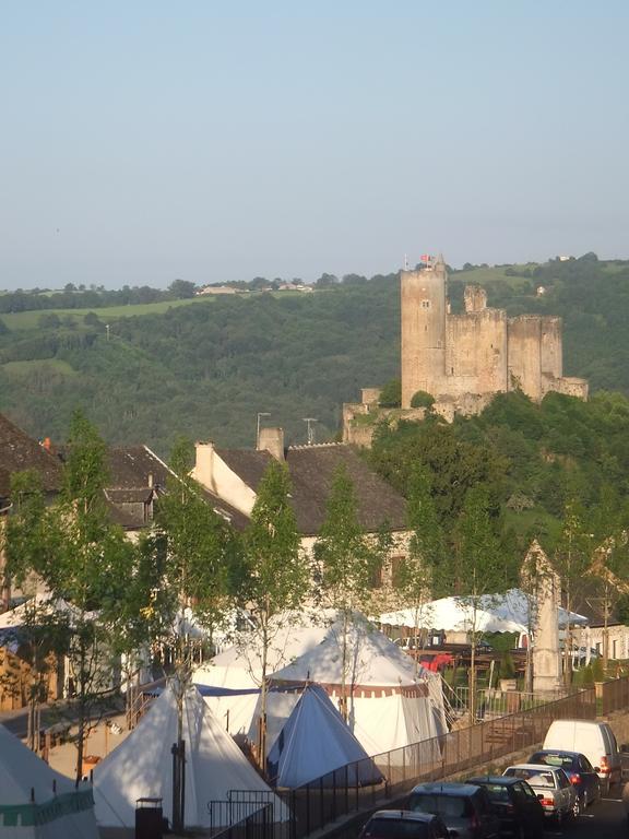 L'Oustal Del Barry Otel Najac Dış mekan fotoğraf