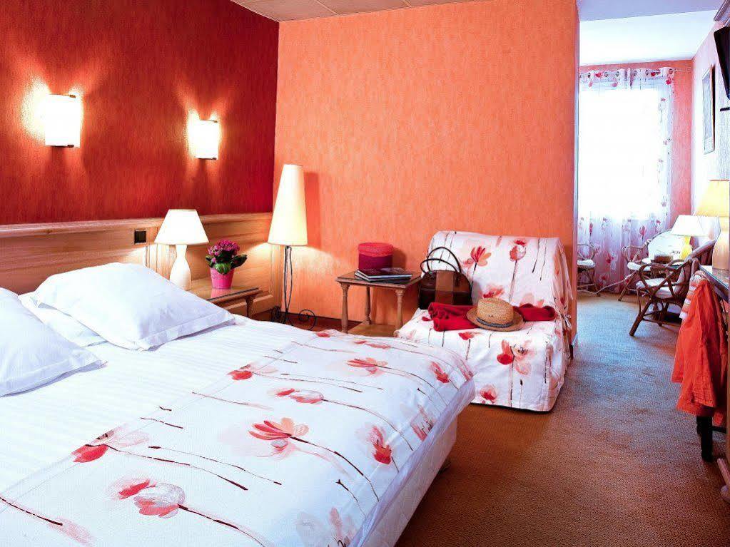 L'Oustal Del Barry Otel Najac Dış mekan fotoğraf